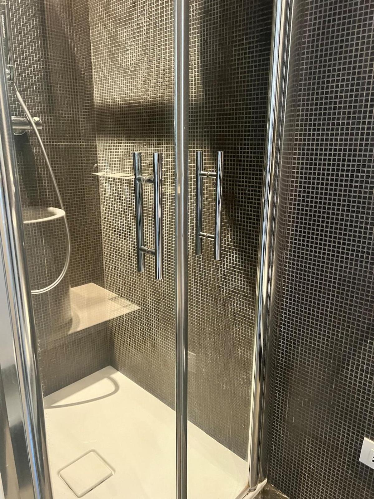 Suite Lux Near Duomo / Mm Tricolore Mailand Exterior foto